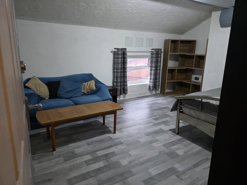 Property photo 3 of 3