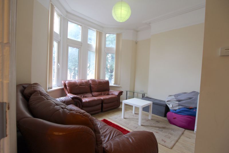 Property photo 2 of 13 Photo 1