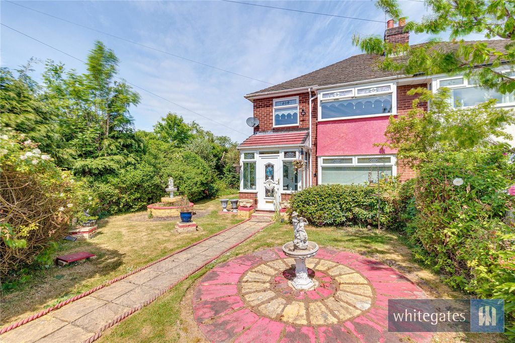 Property photo 1 of 34 Picture No. 08
