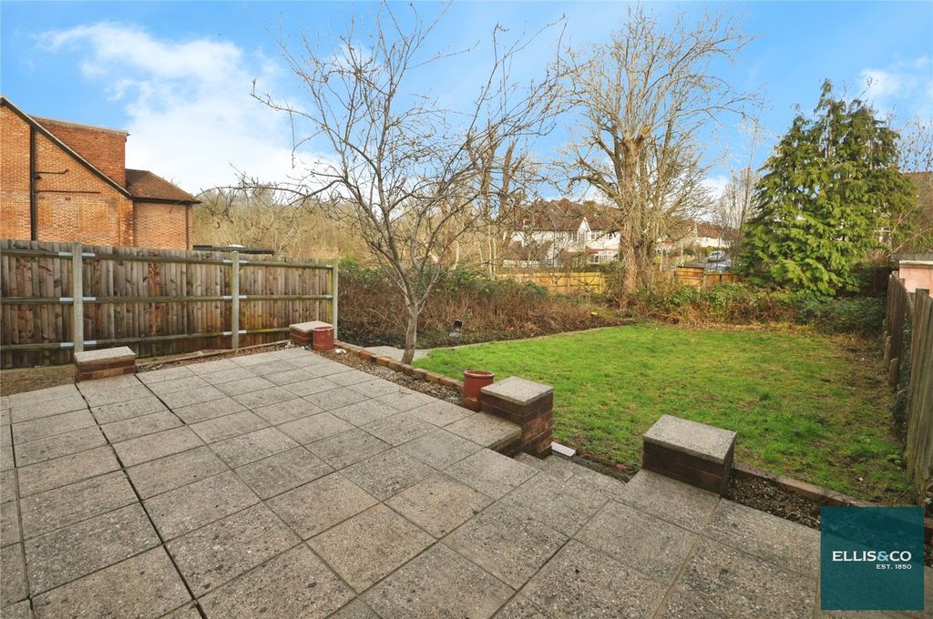 Property photo 3 of 12 Picture No. 08