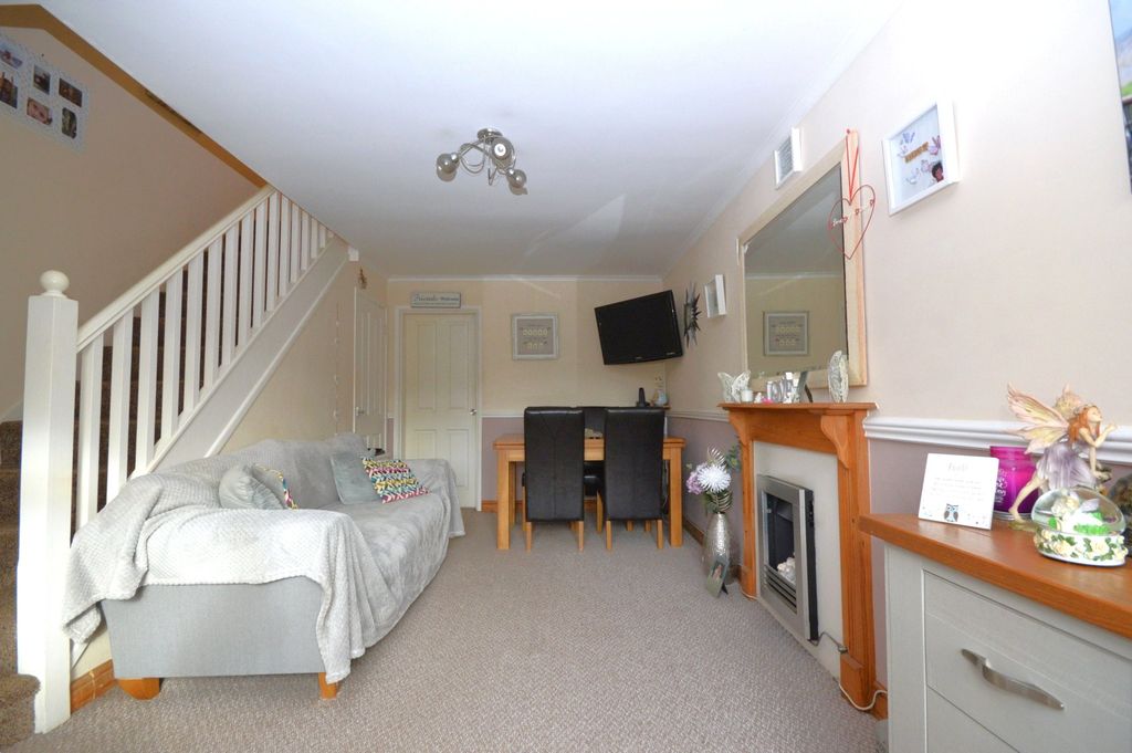 Property photo 3 of 10 Picture No. 04