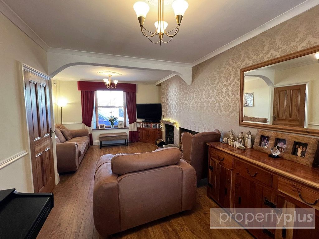 Property photo 3 of 21 Picture No. 11