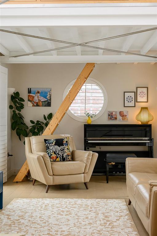 Property photo 2 of 21 Open Plan Living