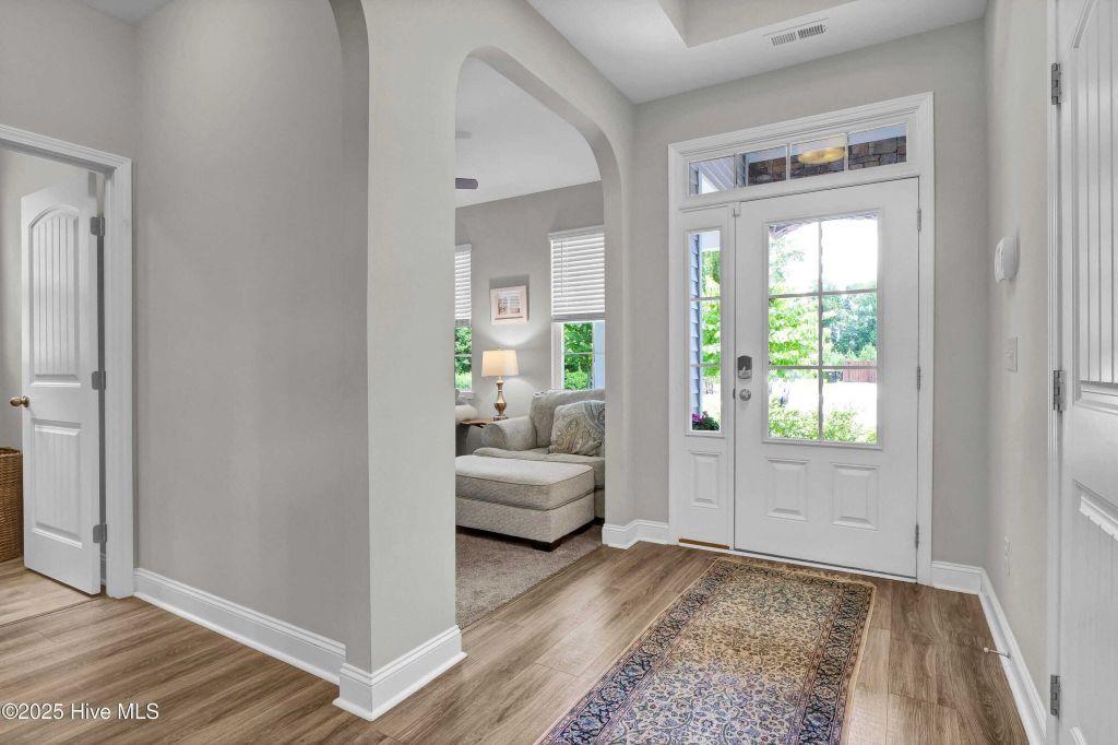 Property photo 3 of 27 <Alttext/>