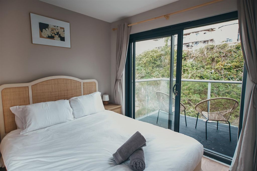 Additional image 26 of 3 bed flat for saleWhite Rock, Hastings TN34