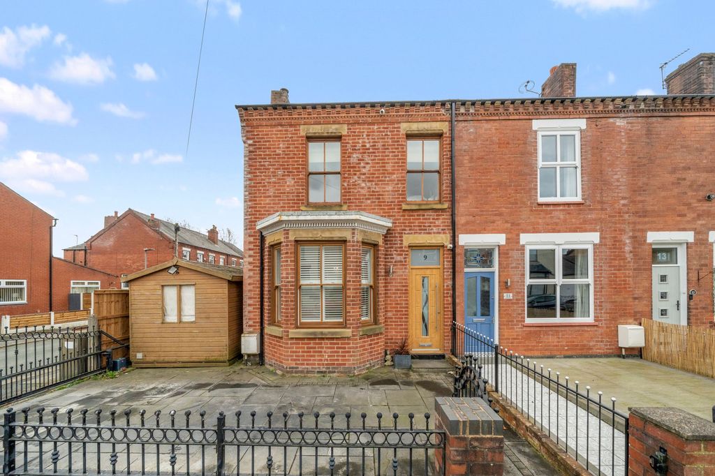 Property photo 1 of 22