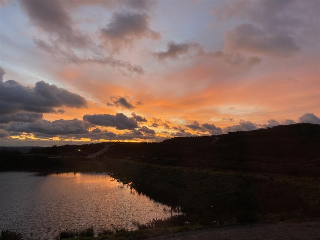 Property photo 2 of 18 Img_2450.Jpeg