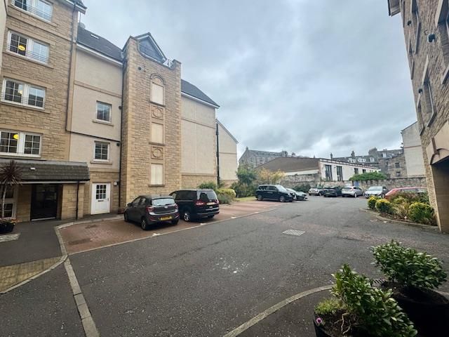 Property photo 3 of 35