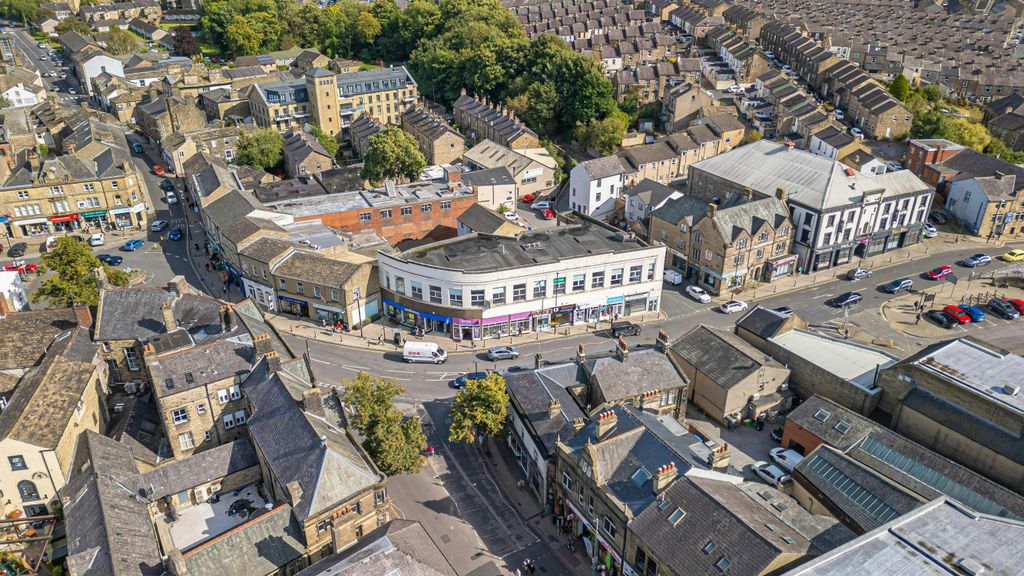 Property photo 1 of 1 Crescent House Skipton.Jpg