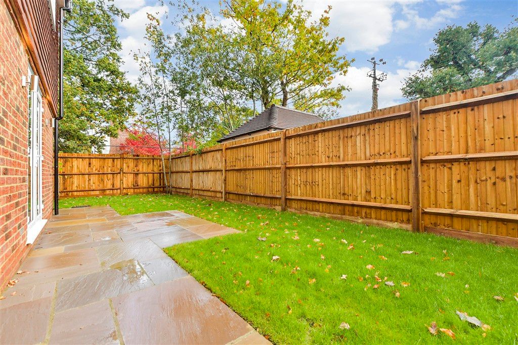 Property photo 3 of 8 Patio / Decking