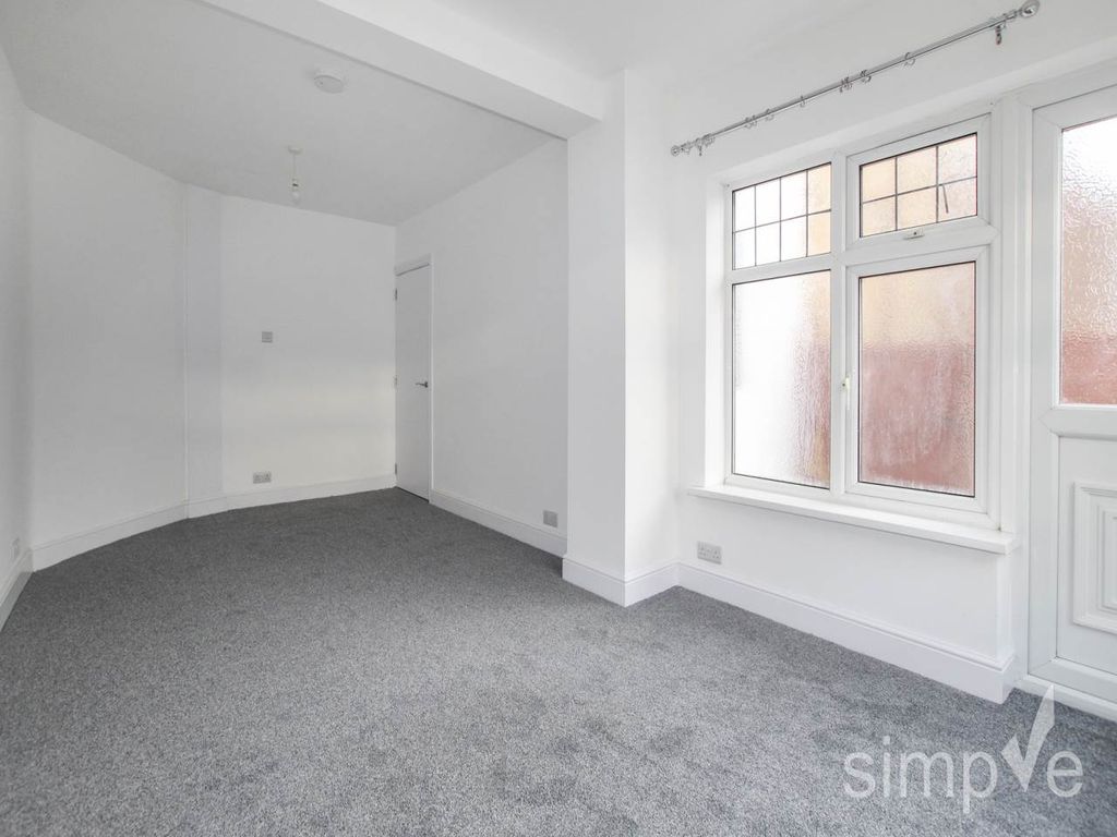 Property photo 3 of 15 Img_6273