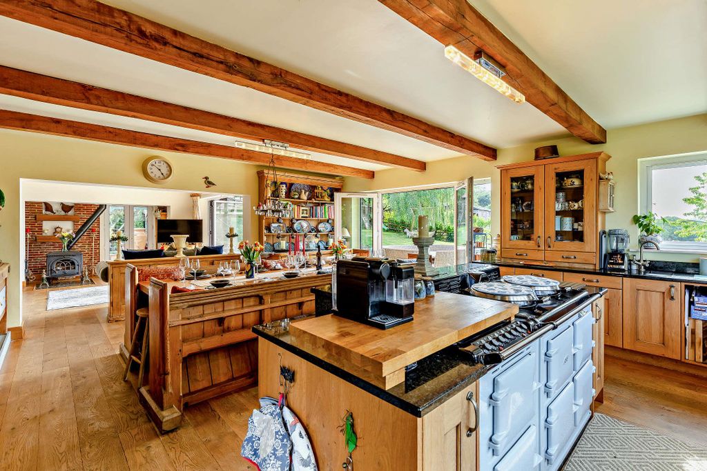 Property photo 2 of 29 Image