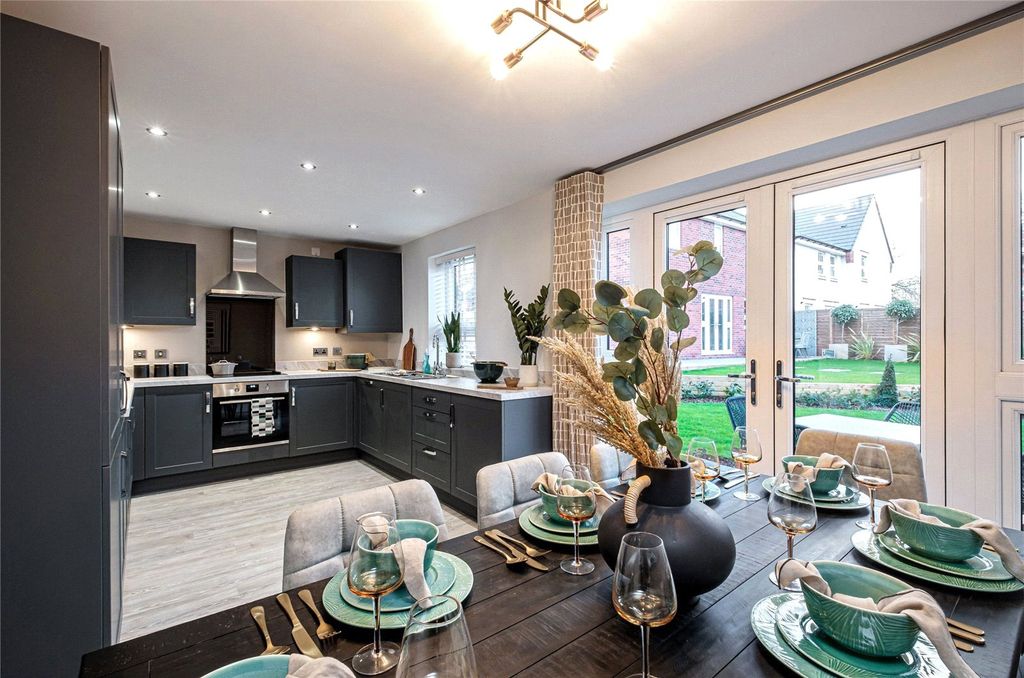 Property photo 2 of 10 Kingsley Show Home