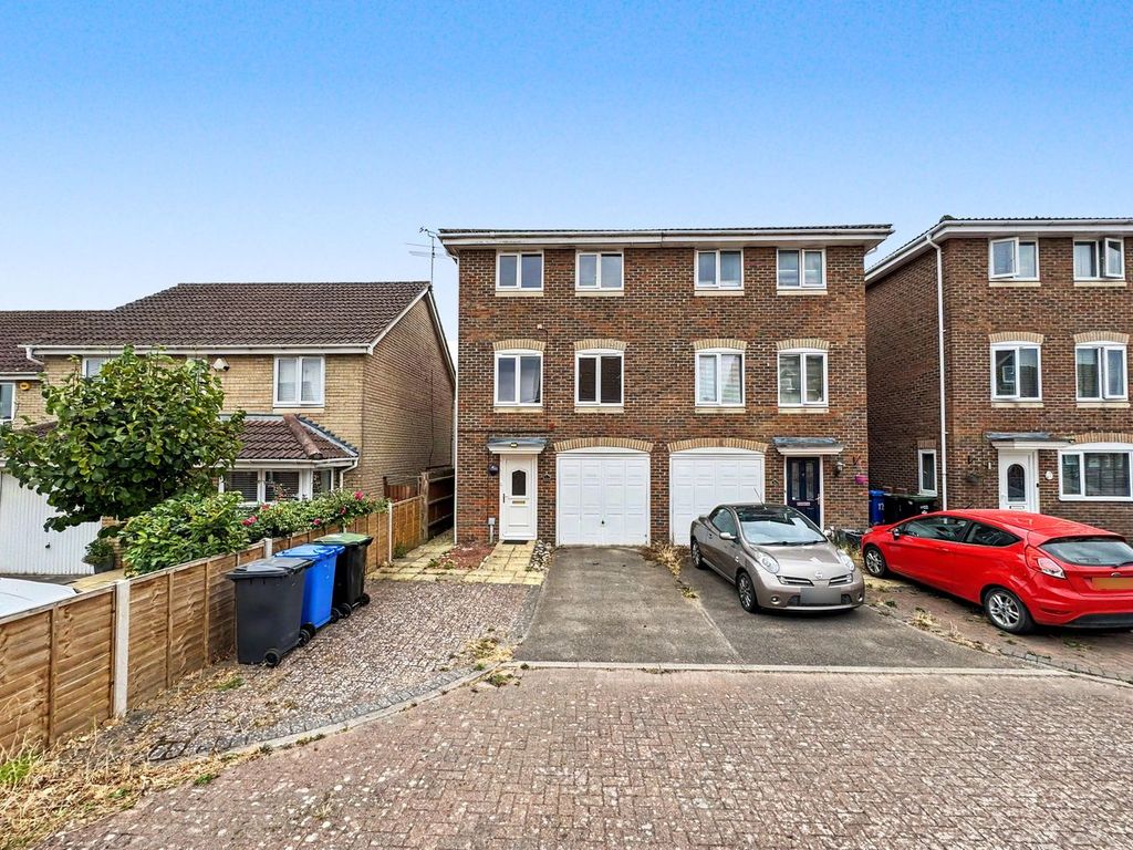 Property photo 1 of 19