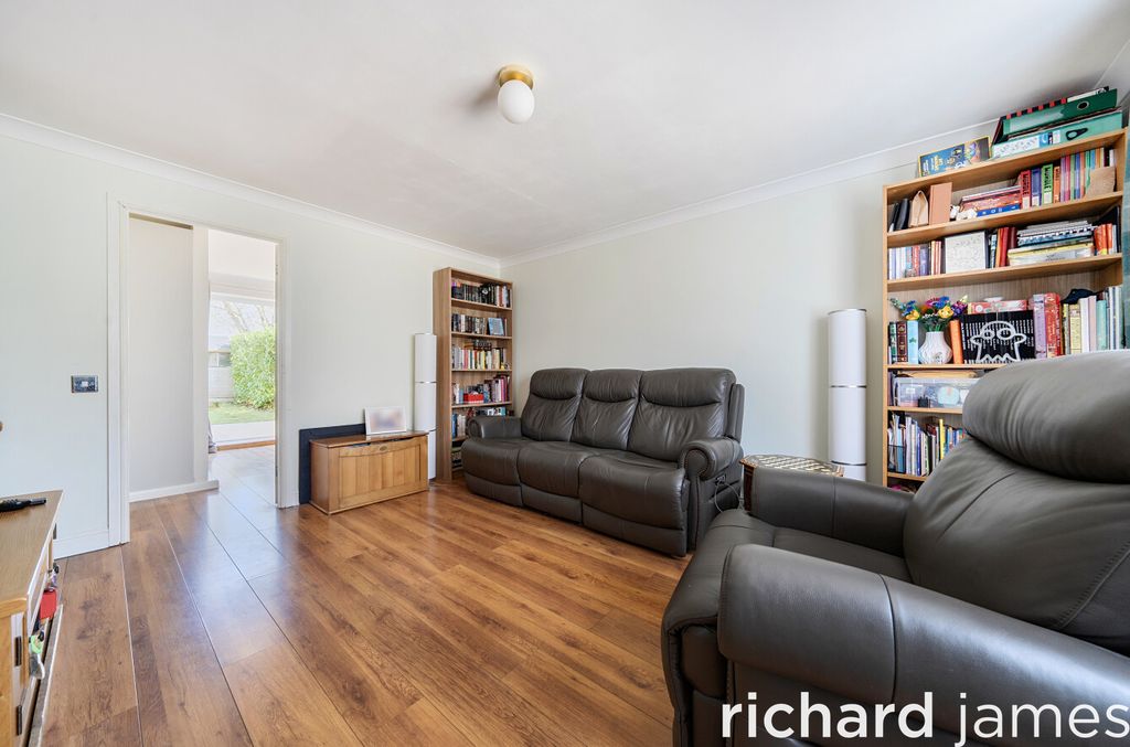 Property photo 3 of 12 Db01B89B36F245B2A8Bfbbc7A65Bdaf6