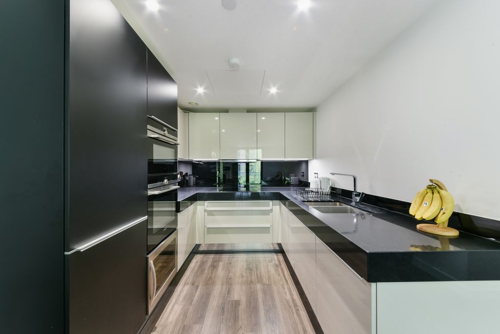Property photo 3 of 16 Kitchen - Kingwood G