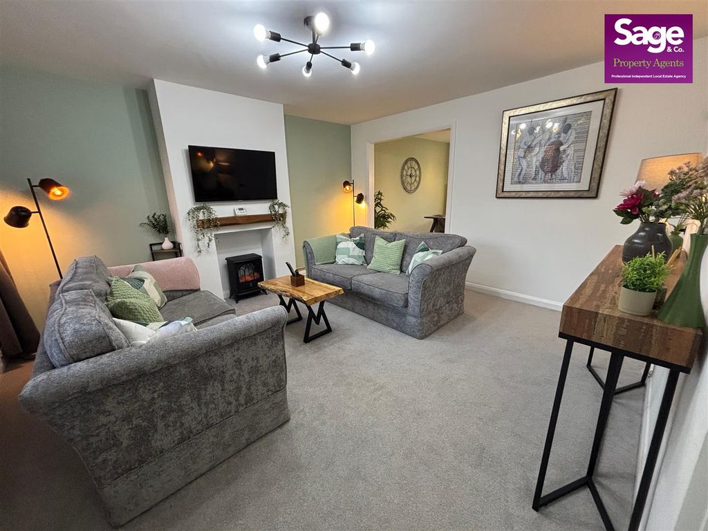 Property photo 2 of 29 Image00013 (1).Jpeg