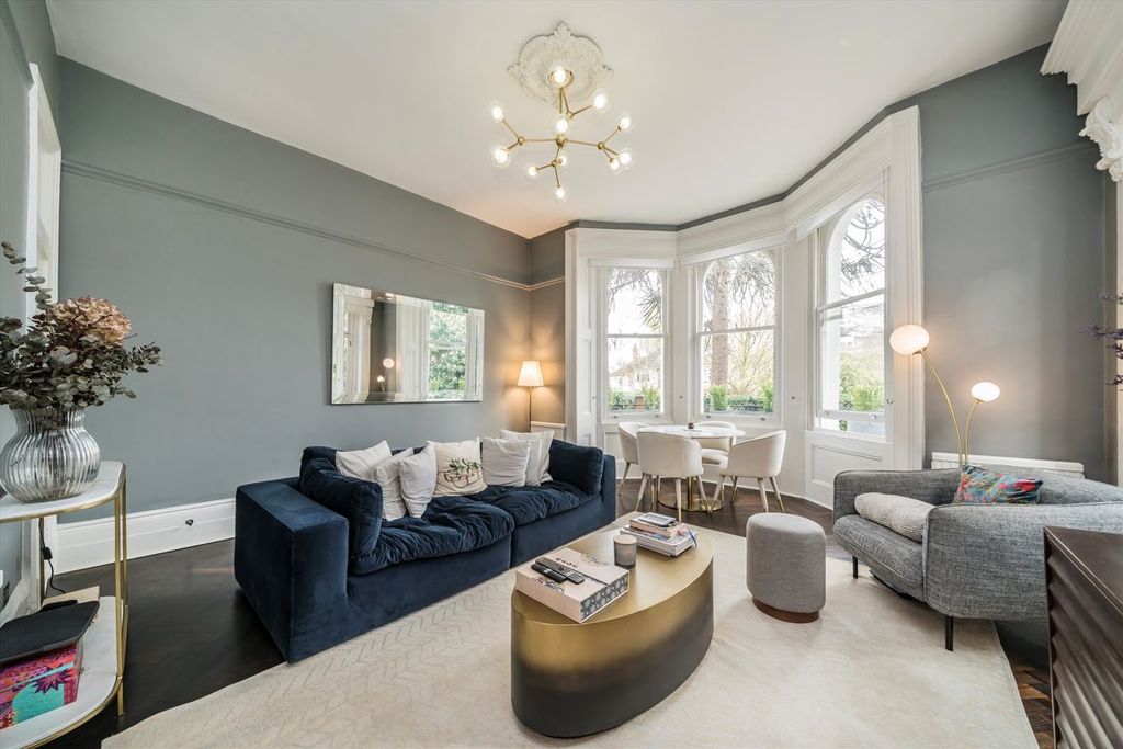 Property photo 3 of 6