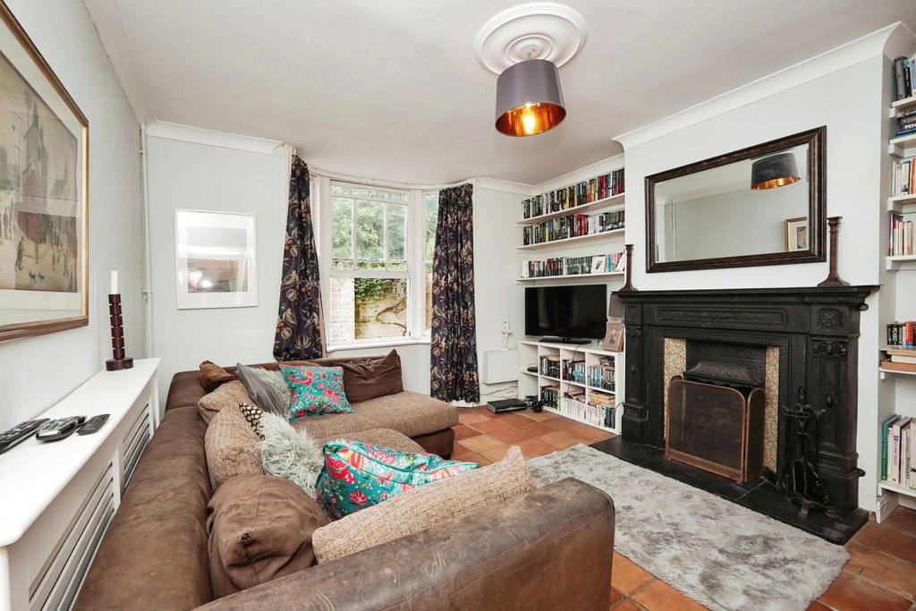 Property photo 2 of 16 Photography