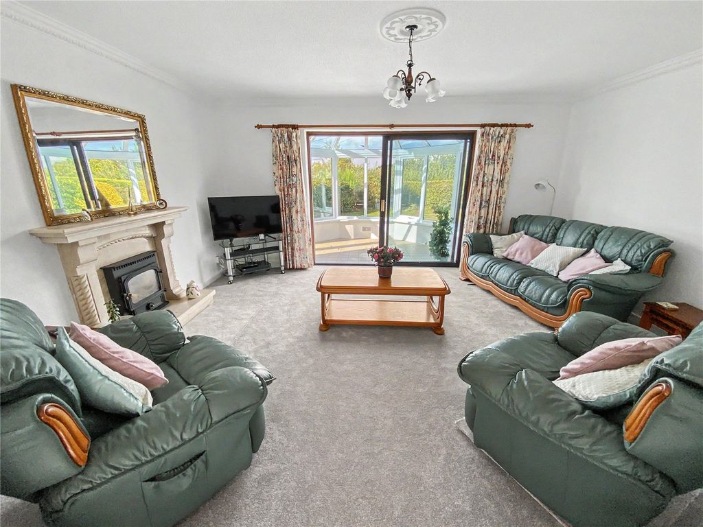 Property photo 2 of 14 Living Room