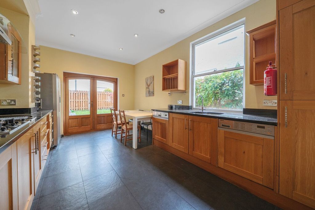 Property photo 3 of 20 Picture No. 08