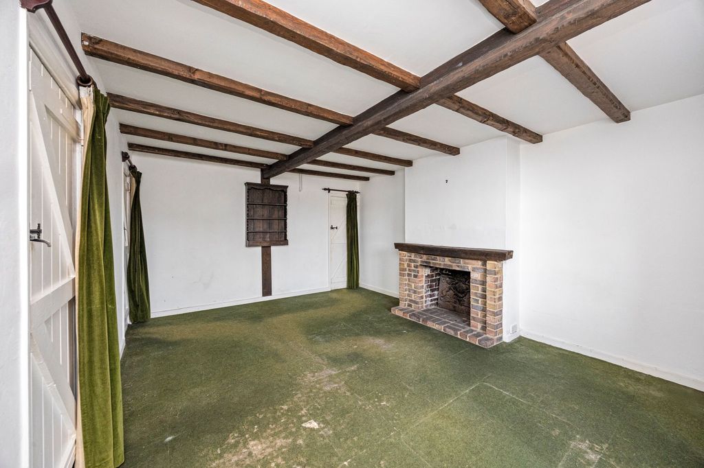 Property photo 3 of 19