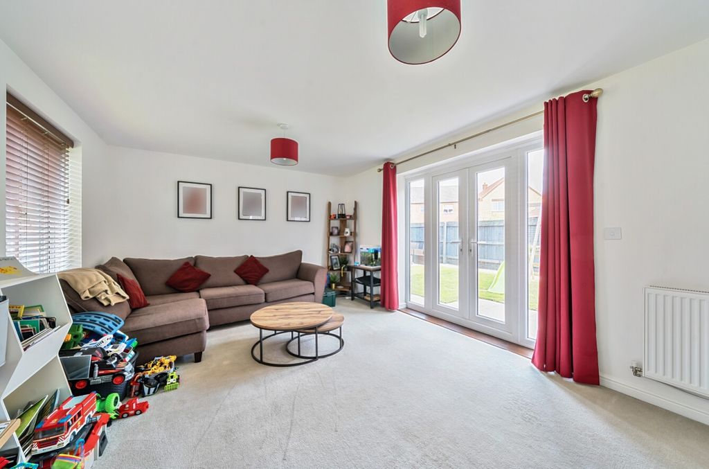 Property photo 3 of 23 1332330-11-688Ac3E1Ae09B