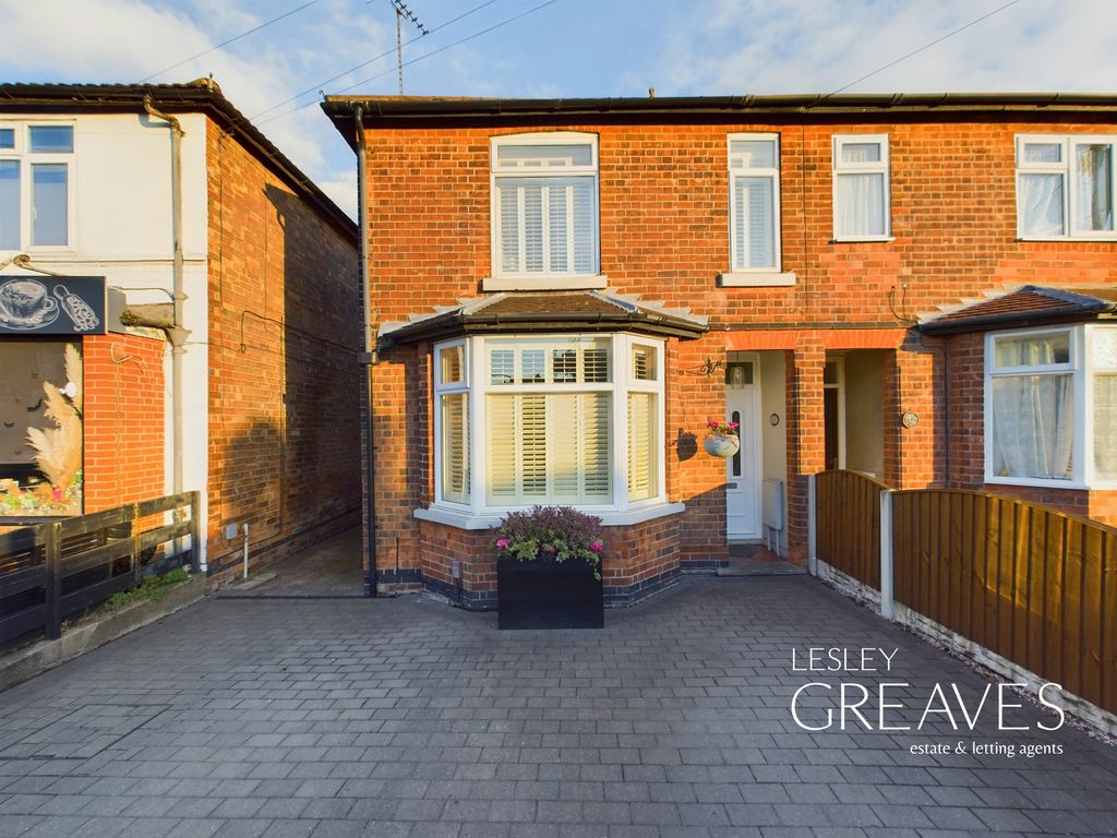 Property photo 1 of 18 Cam01067G0-Pr0374-Still028