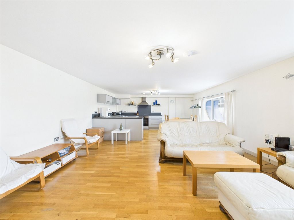 Property photo 2 of 13 Picture No. 02