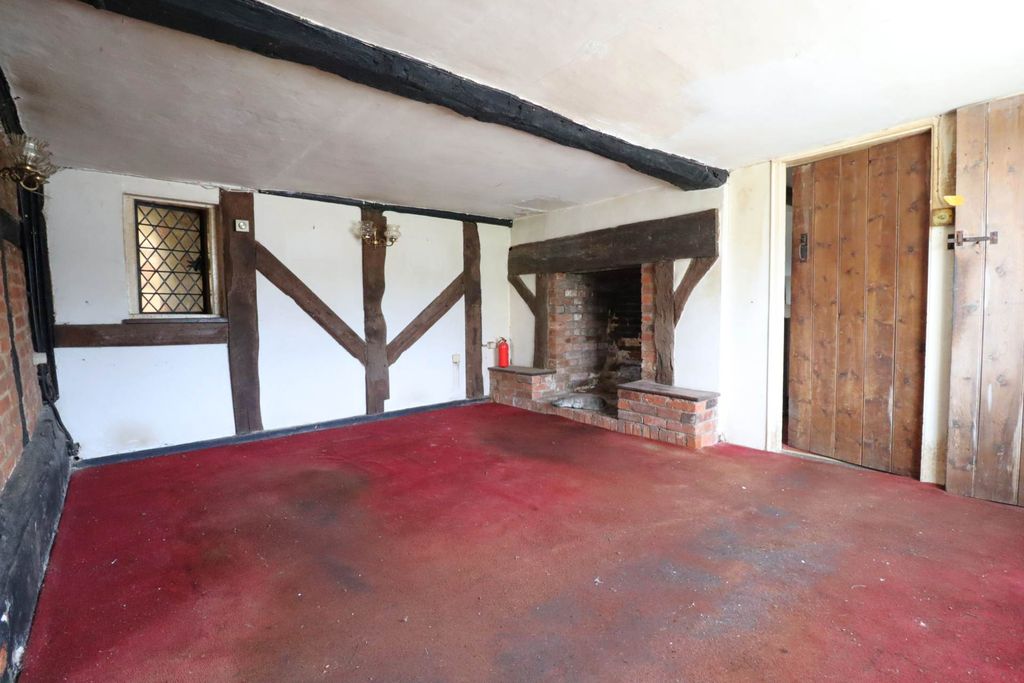 Property photo 3 of 19