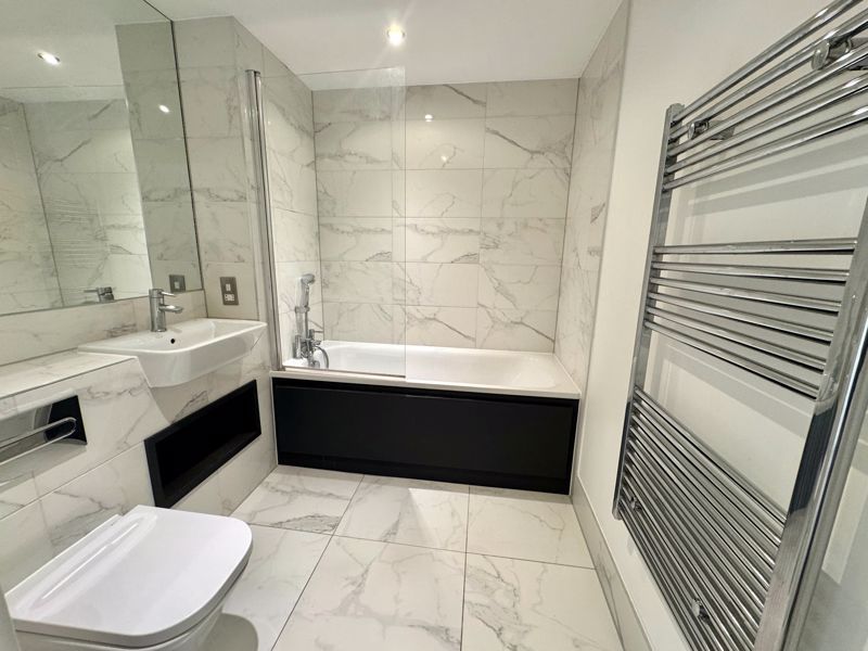 Property photo 3 of 8 Photo 2