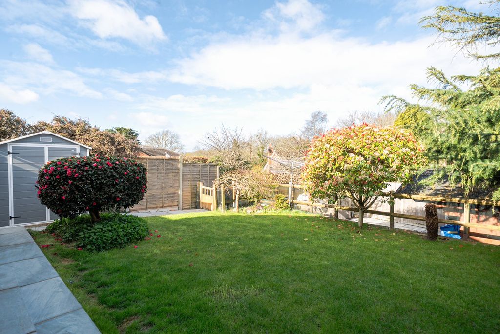 Property photo 3 of 18