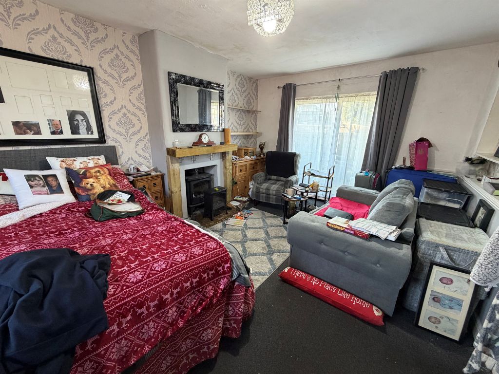 Property photo 2 of 11