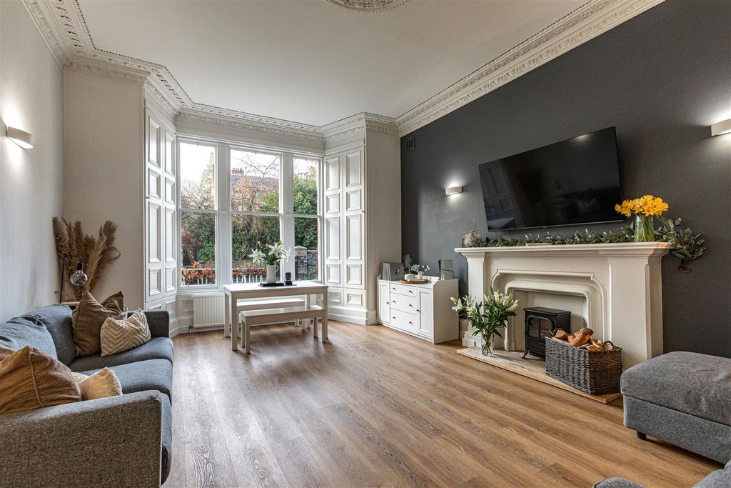 Property photo 2 of 22 Flat 3 Byethorne Galashiels 15.Jpg