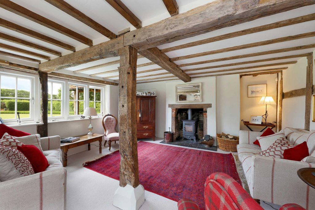 Property photo 2 of 17 Image