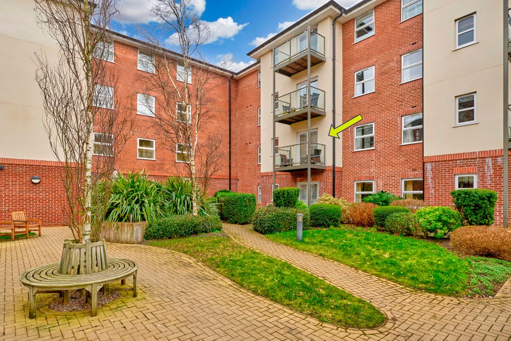 Property photo 3 of 18