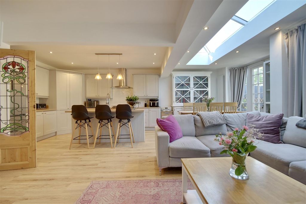 Additional image 23 of 5 bed detached house for saleBrecon Avenue, Portsmouth PO6