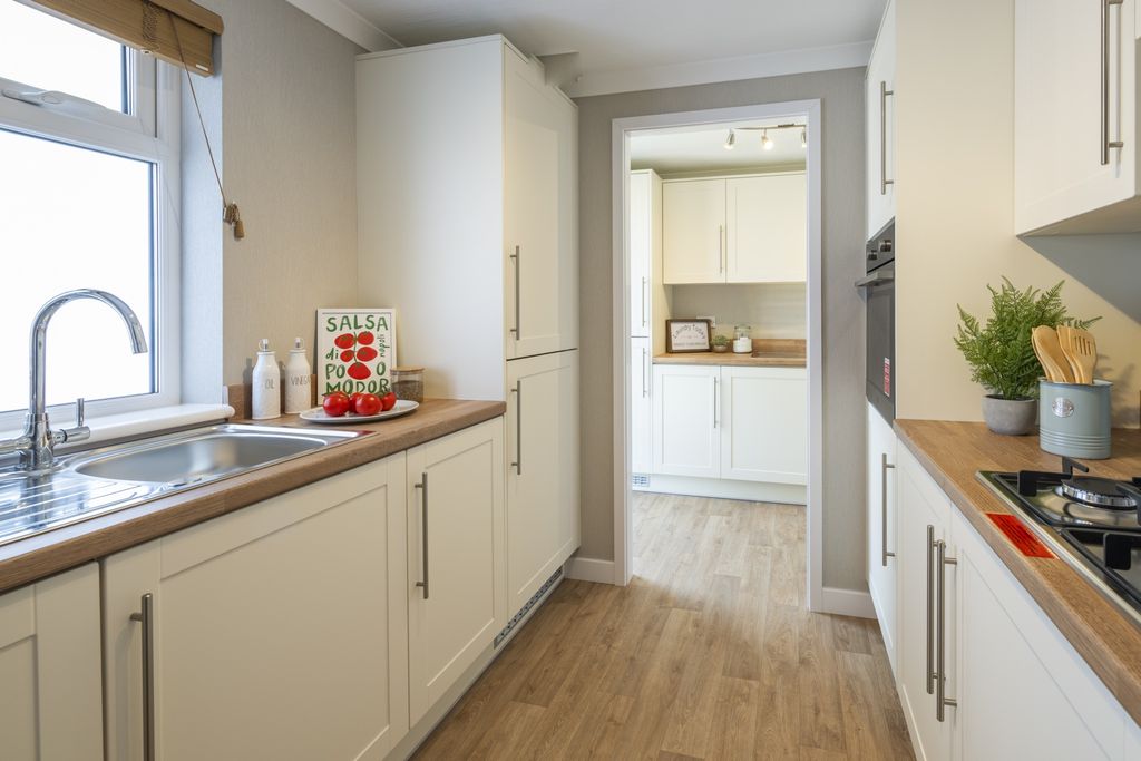 Property photo 2 of 6