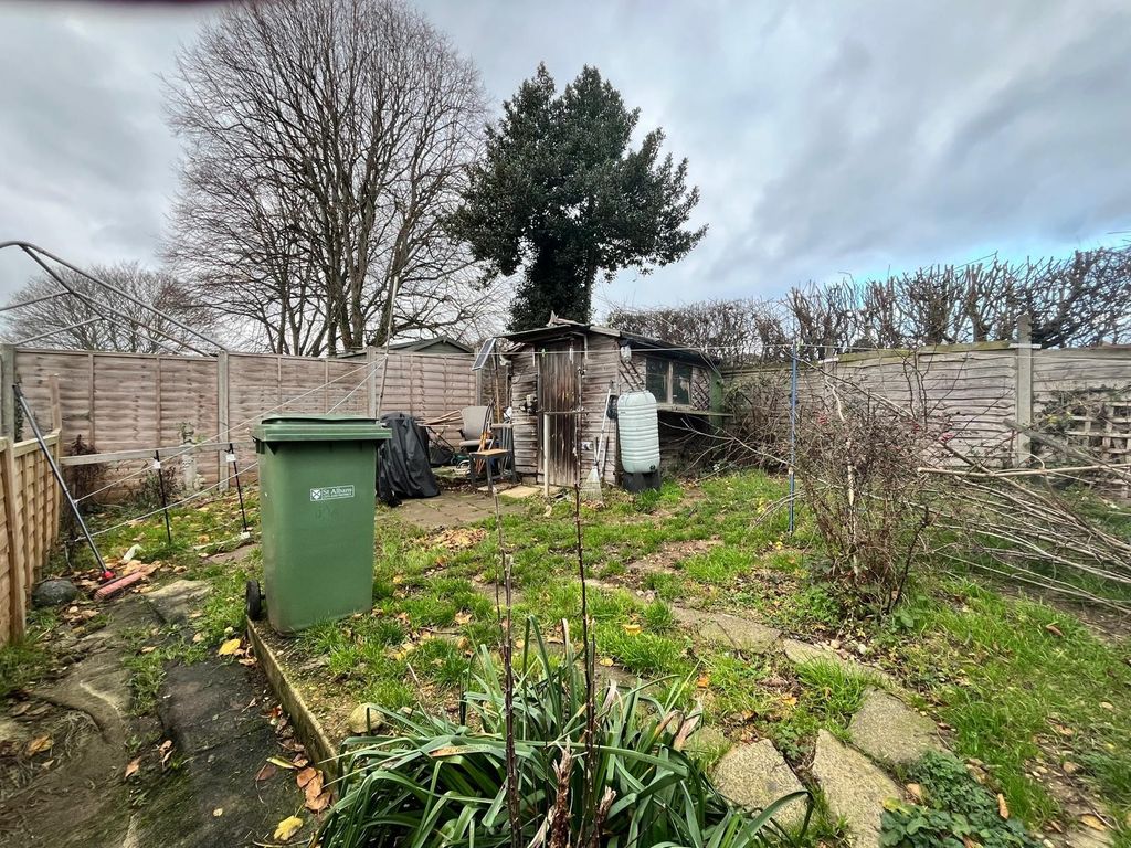 Property photo 2 of 4