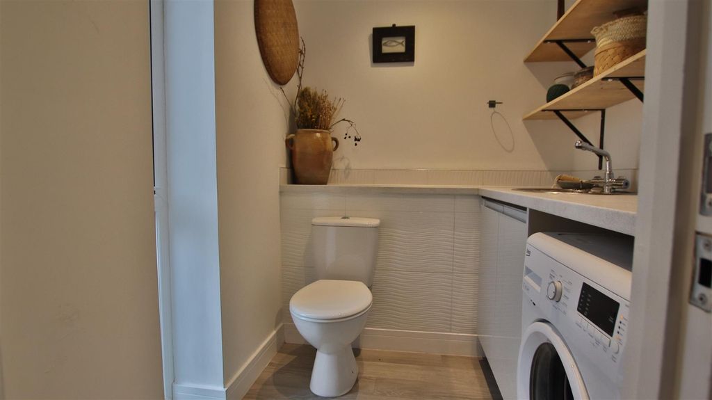 Property photo 2 of 23 Img_0094.Jpg