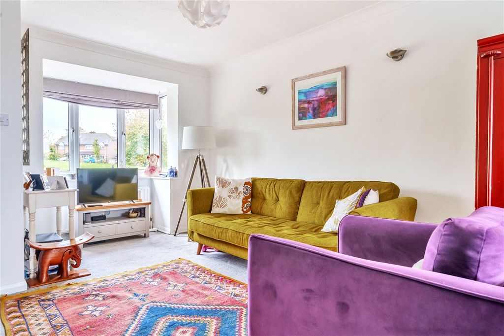 Property photo 2 of 12 Picture No. 73