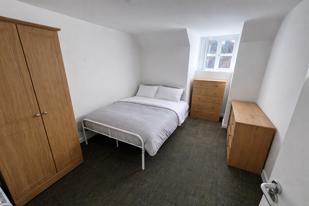 Property photo 2 of 4