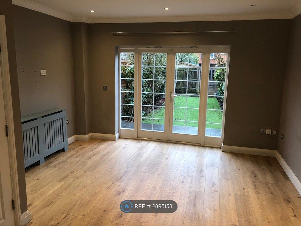 Property photo 3 of 26