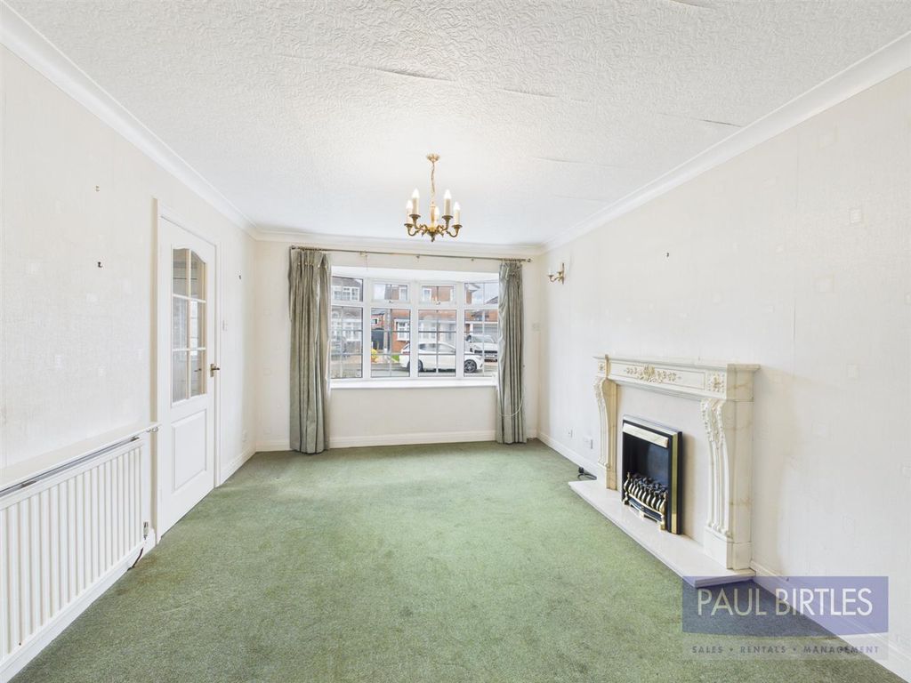 Property photo 3 of 23 Cam04378G0-Pr0348-Still016.Jpg