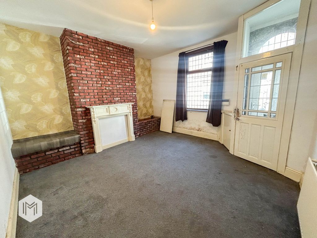 Property photo 3 of 12 Picture No. 10