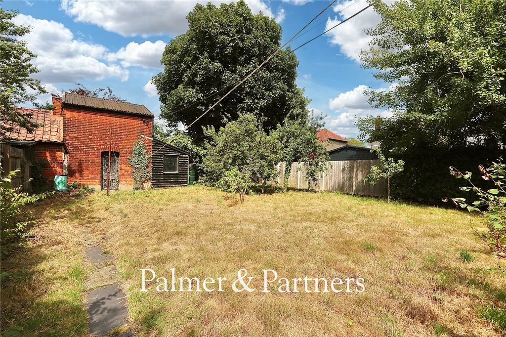Property photo 3 of 31 Picture No. 04