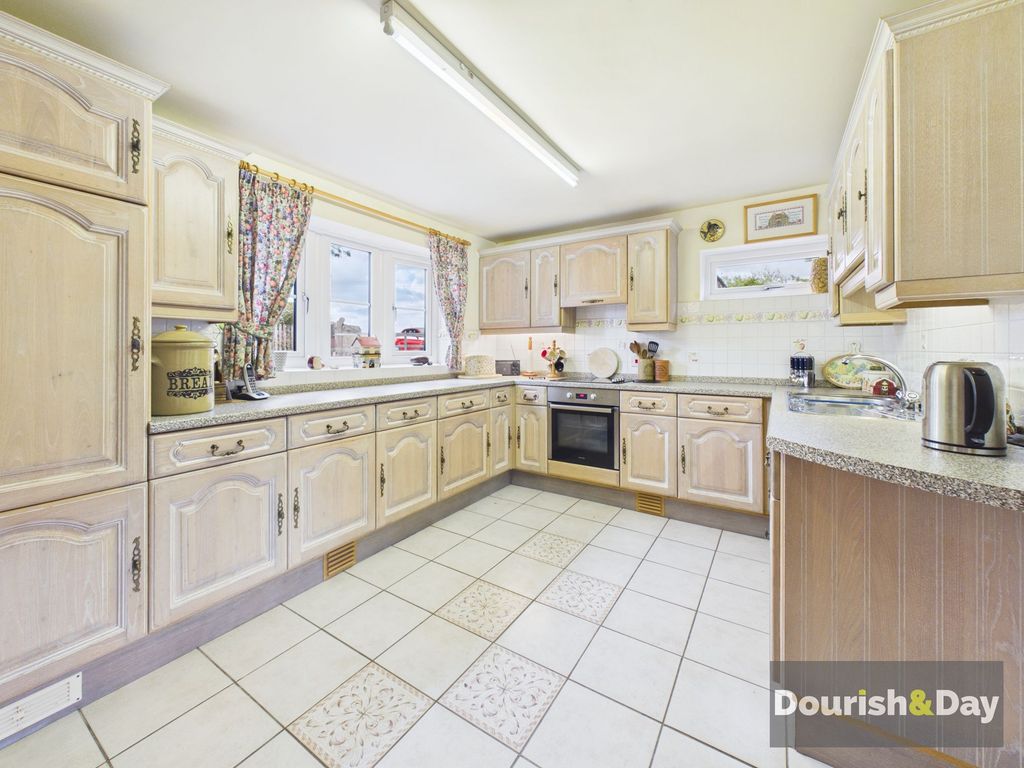 Property photo 3 of 30