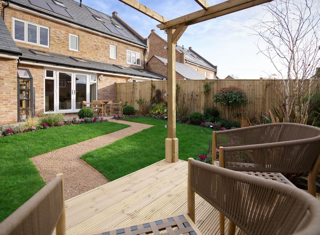 Property photo 3 of 22 Photo 24