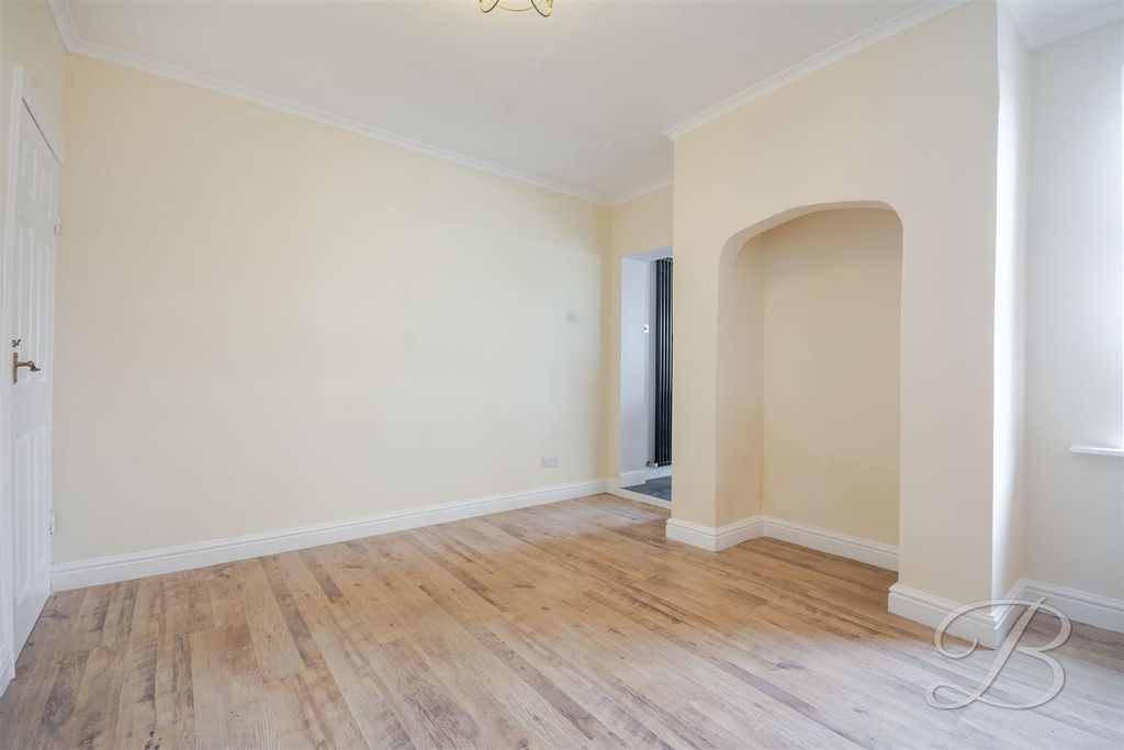 Property photo 3 of 19 Ccltd-4.Jpg