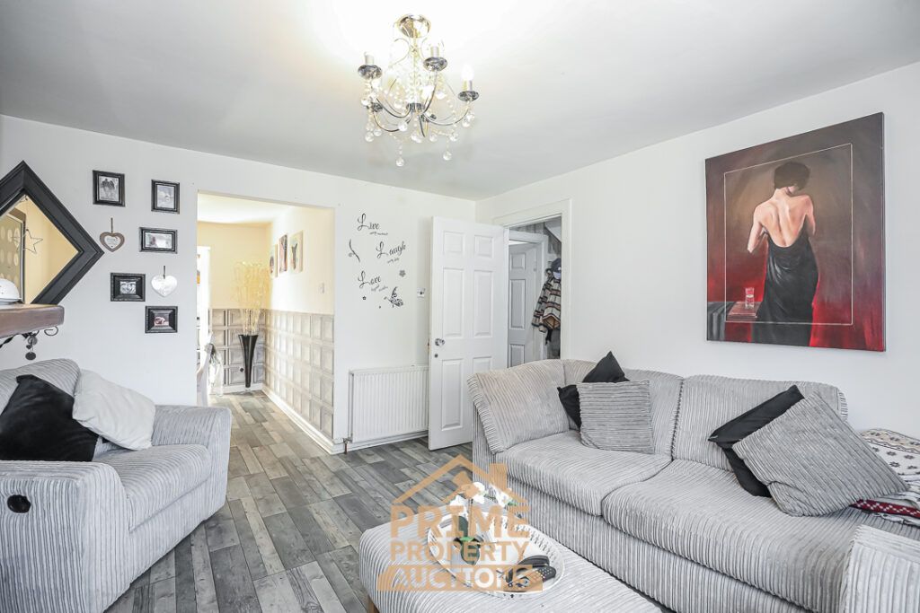 Property photo 3 of 19